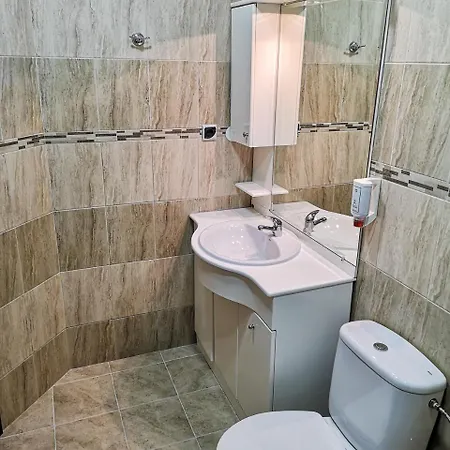 Хотел Empera H-l 3*