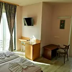 Empera H-l Otel 3*