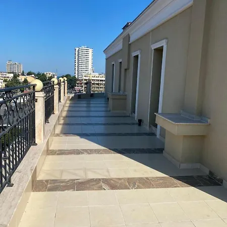 Empera H-l 호텔 3*