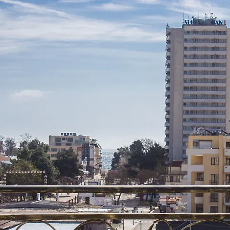 호텔 Empera H-l 3*