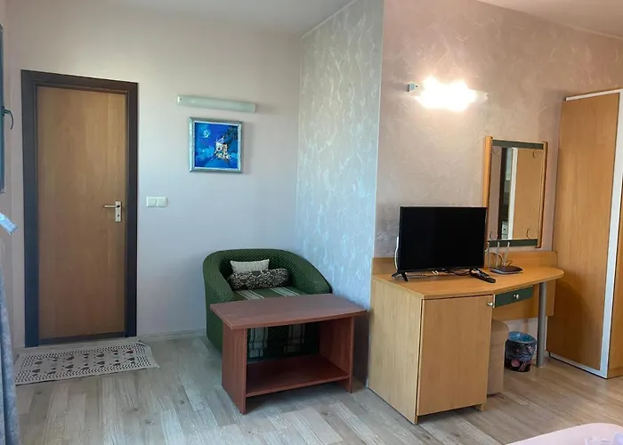 Empera H-l Napospart