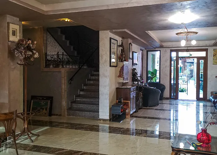 Empera H-l Napospart