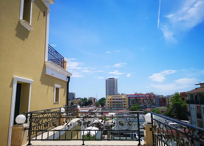 Empera H-l Szálloda 3*