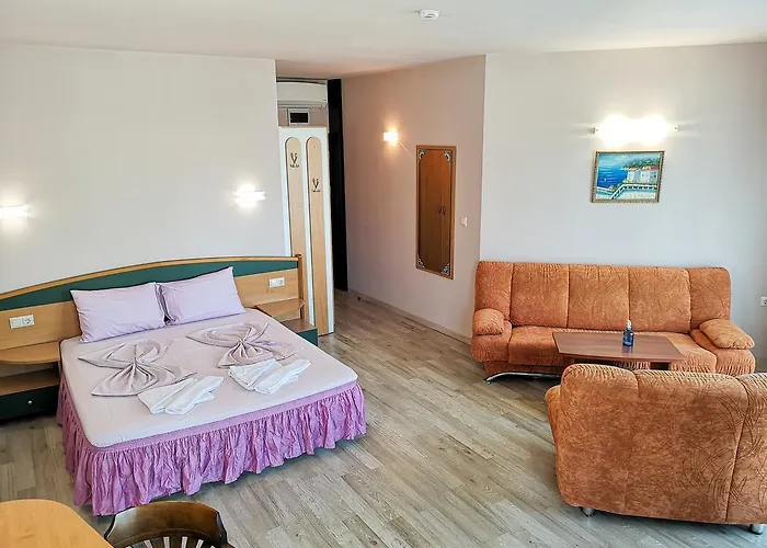 Empera H-l Szálloda 3*