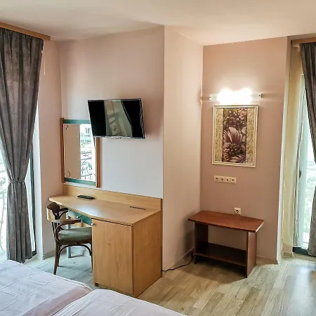 Empera H-l Hotell Slăntjev Brjag