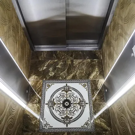 Empera H-l Готель