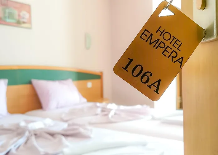 Hotell Empera H-l Slăntjev Brjag