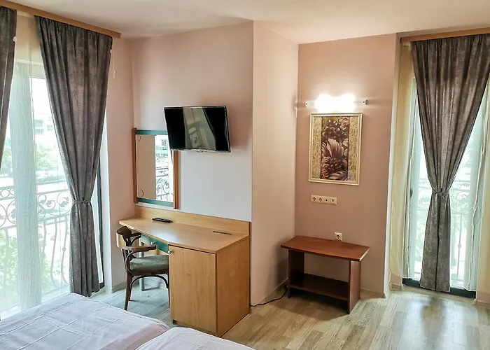 Empera H-l Hotell Slăntjev Brjag