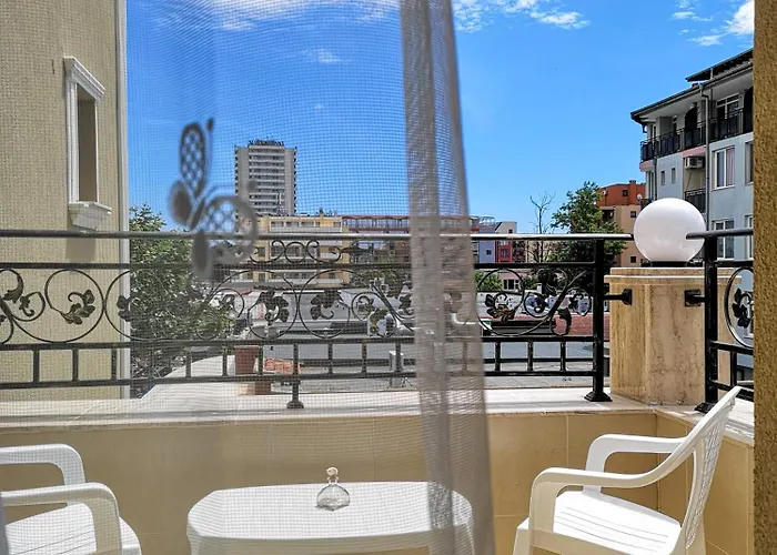 Empera H-l Hotell Slăntjev Brjag